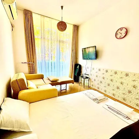 Grand Kamelia Apart-hotel
